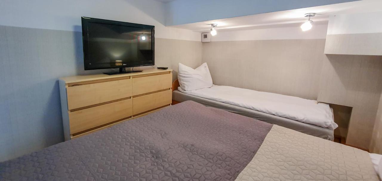 Holiday Home Slavia New S8 Miedzyzdroje Z Antresola I Balkonem Przy Plazy المظهر الخارجي الصورة