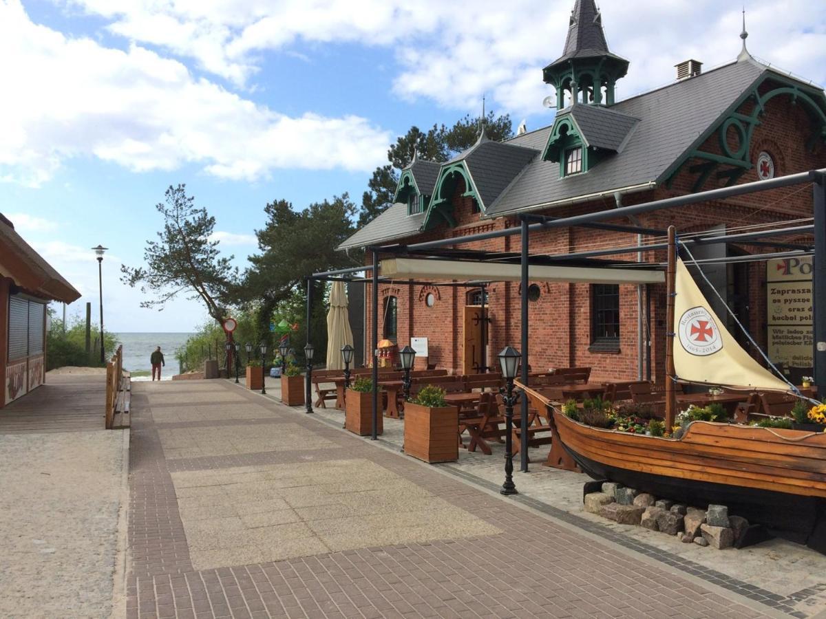Holiday Home Slavia New S8 Miedzyzdroje Z Antresola I Balkonem Przy Plazy المظهر الخارجي الصورة